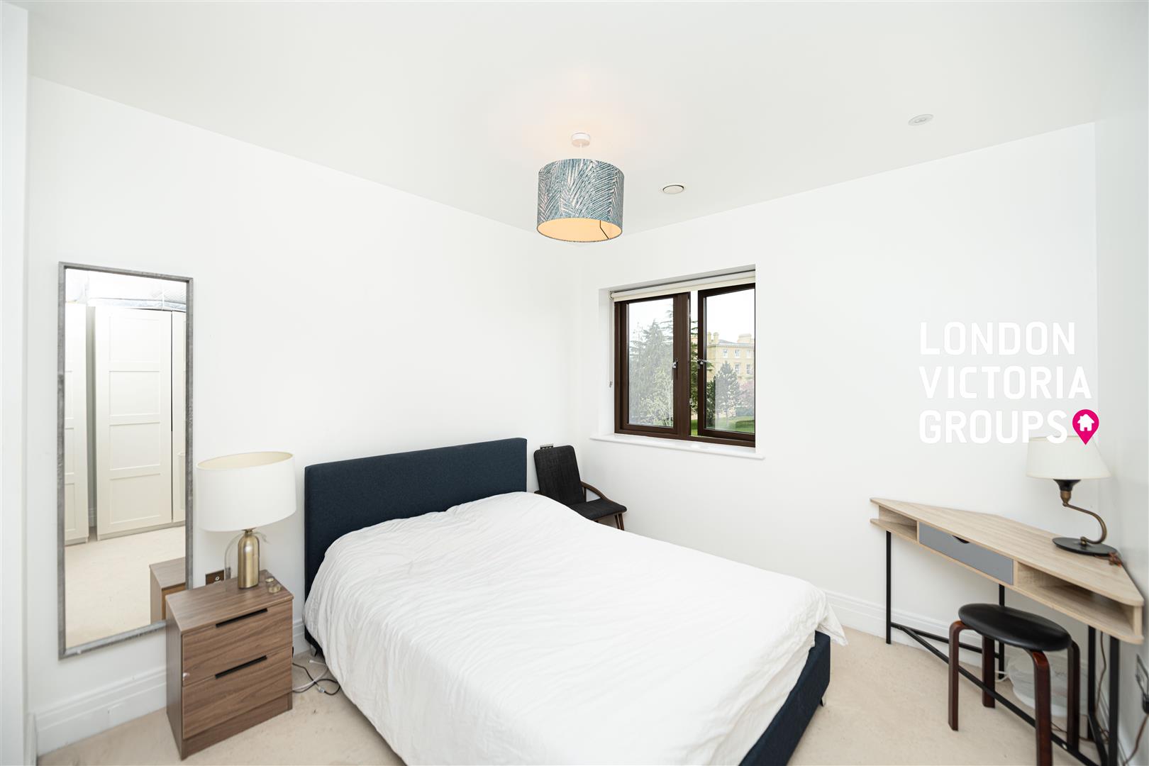 Duchess Crescent, Stanmore